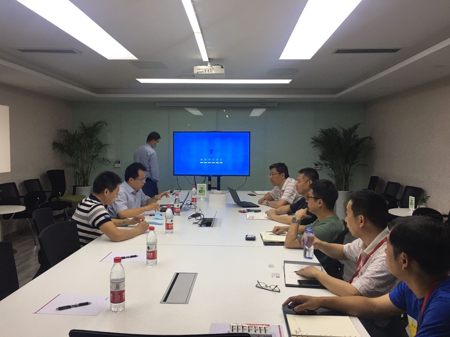 �½������(�й���)�ٷ���վ